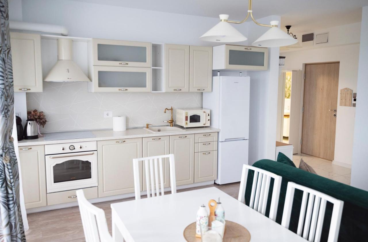 Elis Apartment By Oasis Homes Oradea Eksteriør bilde