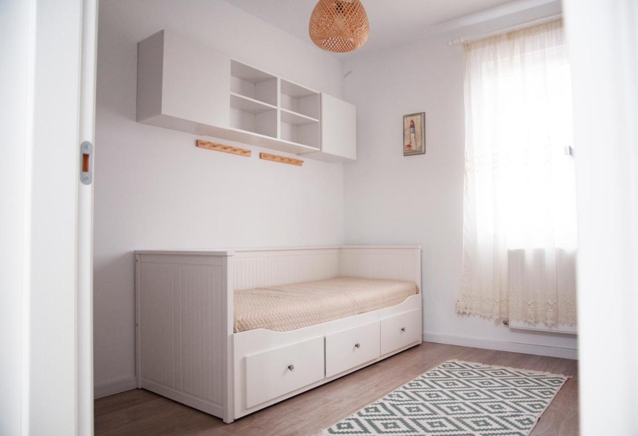 Elis Apartment By Oasis Homes Oradea Eksteriør bilde