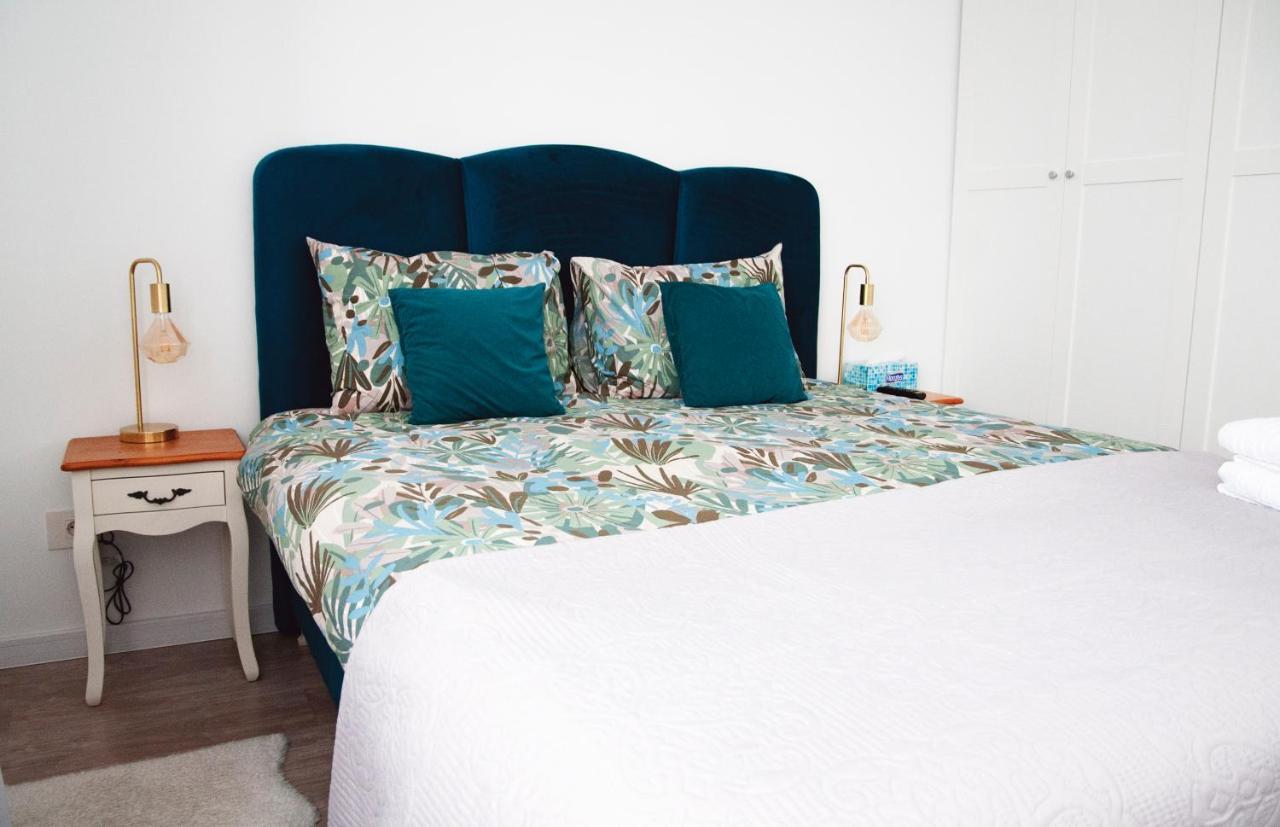 Elis Apartment By Oasis Homes Oradea Eksteriør bilde