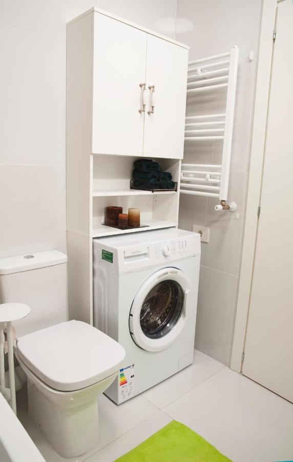 Elis Apartment By Oasis Homes Oradea Eksteriør bilde